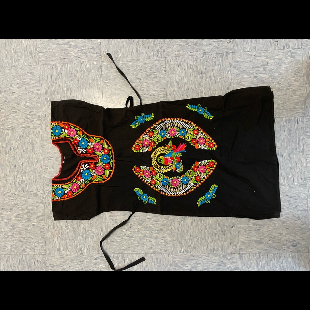 Mexican Dress, size M, used once for a Baptism